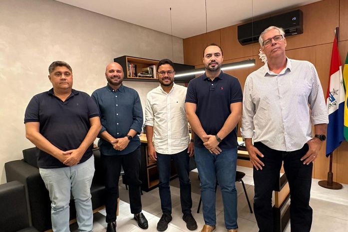 Governo de Alagoas e Prefeitura de Maribondo alinham implantação do projeto Plural no município