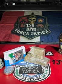 Mais de 2 kg de cocaína e maconha são apreendidos em grota de Maceió