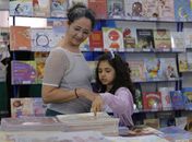 Bienal atrai crianças e adultos para o mundo da literatura