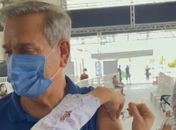 Vice-prefeito de Maceió, Ronaldo Lessa, é vacinado contra Covid-19