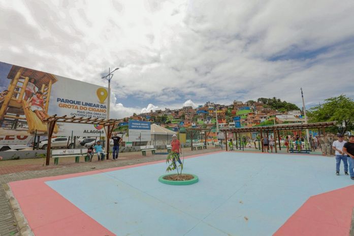 Primeiro Parque Linear de Maceió é entregue pelo governador Renan Filho na maior Grota da Capital