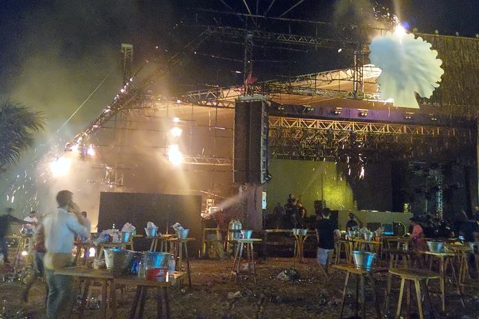 Incêndio atingiu palco do Café de La Musique