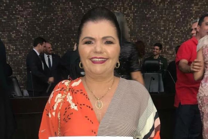 Eleição 2020 em Palmeira provoca "racha" entre Ângela Garrote e o prefeito Júlio Cezar