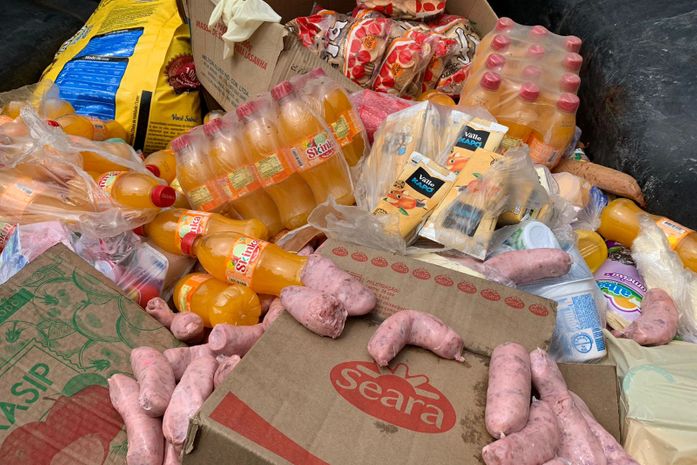 Vigilância apreende alimentos impróprios para consumo