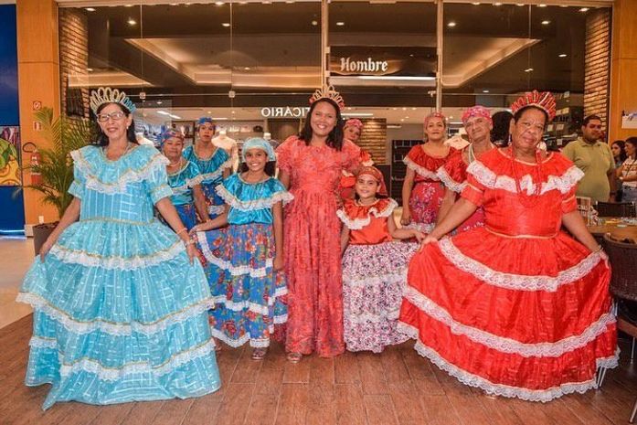 Giro das Tradições recebe as Baianas Mensageiras de Santa Luzia no Theatro Homerinho