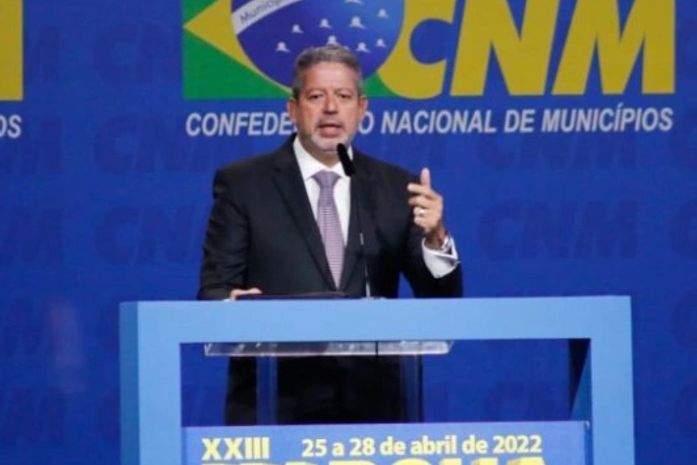 Arthur Lira destaca importância da Feira dos Municípios e reafirma compromisso com a causa municipalista