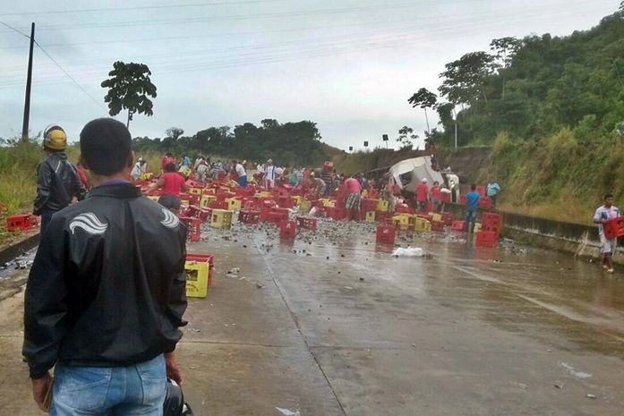 Carga foi saqueada