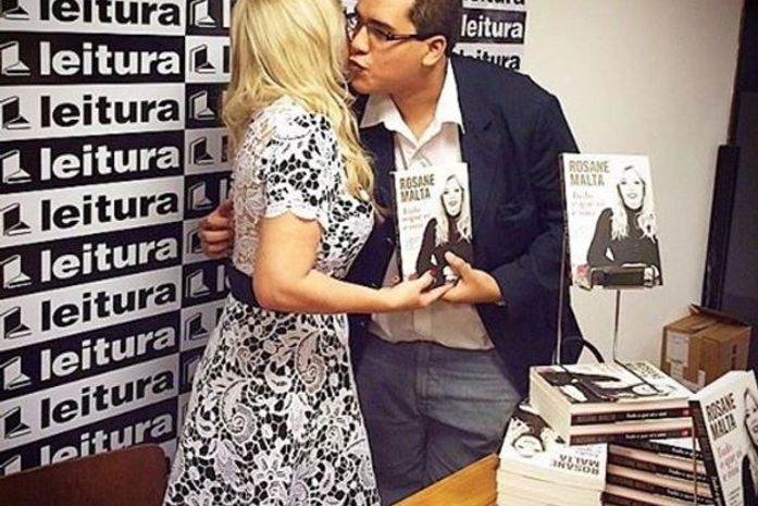 Rosane Malta no lançamento do seu livro em Maceió
