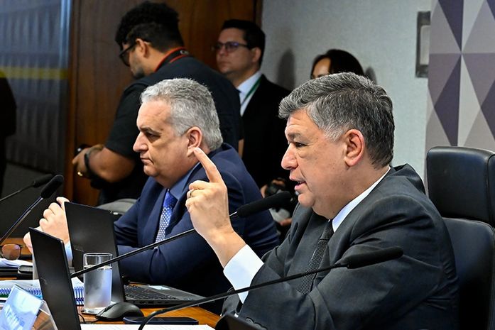 CPMI do INSS conclui relatório de 4,4 mil páginas com 218 pedidos de indiciamento