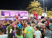 Tenda Lilás da Semu reúne milhares de pessoas nas prévias de Jaraguá