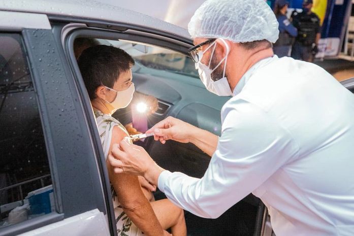 Feriado de Tiradentes: Pontos de vacinação contra Covid-19 funcionam das 9h às 16h