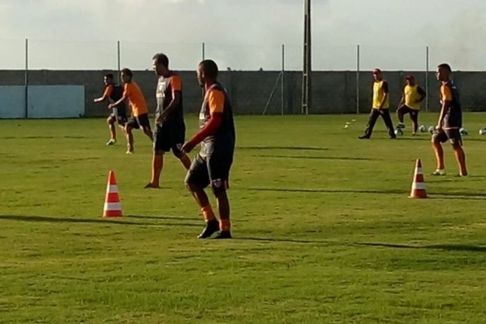 CRB intensifica treinamentos e reforço deve chegar durante a semana