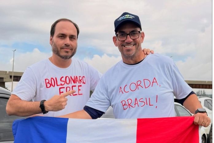 Carlos Bolsonaro desenha palanque para 2026 em Alagoas