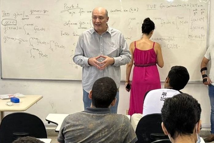 Candidato à reeleição, Tonholo garante avanços em pesquisa e pós-graduação em novo ciclo de gestão na Ufal