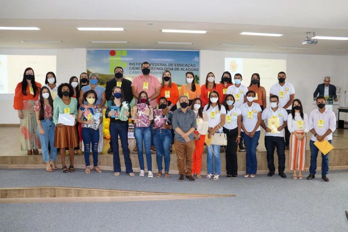 Prefeitura de Piranhas realiza ação alusiva ao Dia Nacional de Combate ao Abuso e à Exploração Sexual de Crianças e Adolescentes