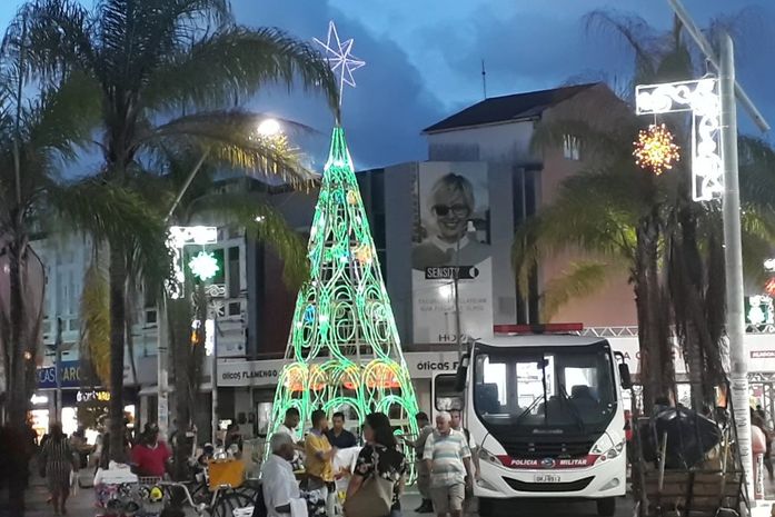 Centro de Maceió recebe ornamentação especial de final de ano