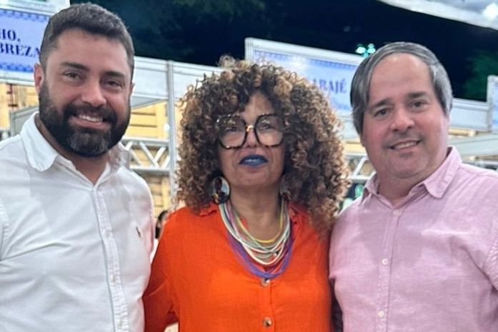 Foi o Secretário de Cultura, Denis Henrique, quem referendou esta ativista para Myriel Neto, presidente da FMAC, na FLIBARRA