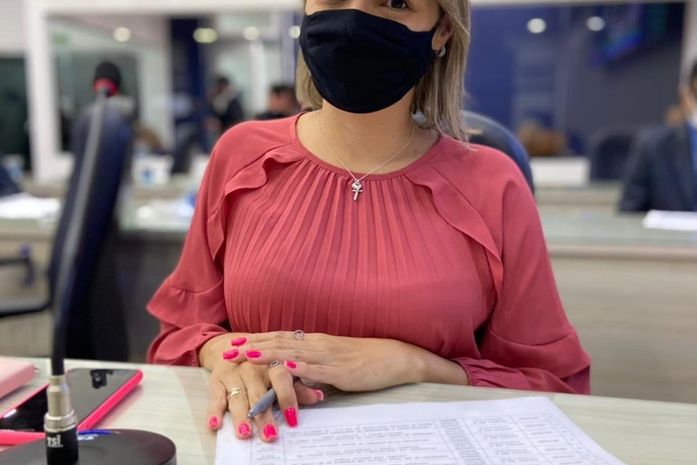 Gaby Ronalsa: Vereadora tem indicação aprovada de mobilidade urbana para Fernão Velho