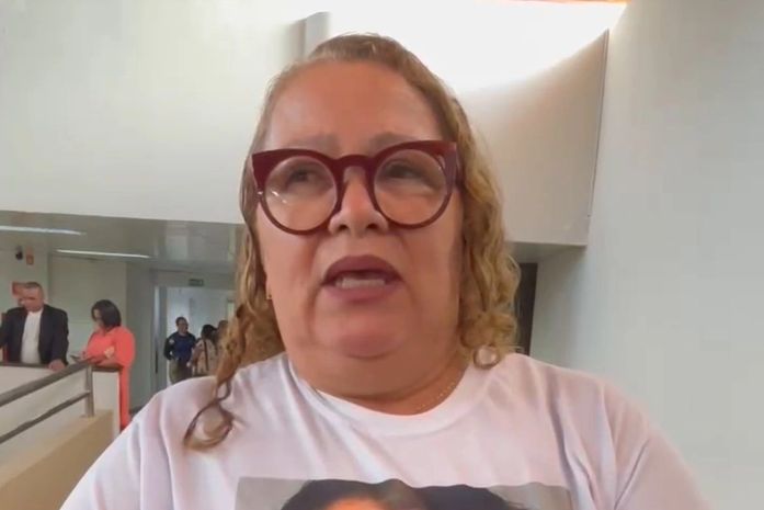 “Foi de uma brutalidade indescritível”: avó de mulher trans cobra condenação de serial killer 