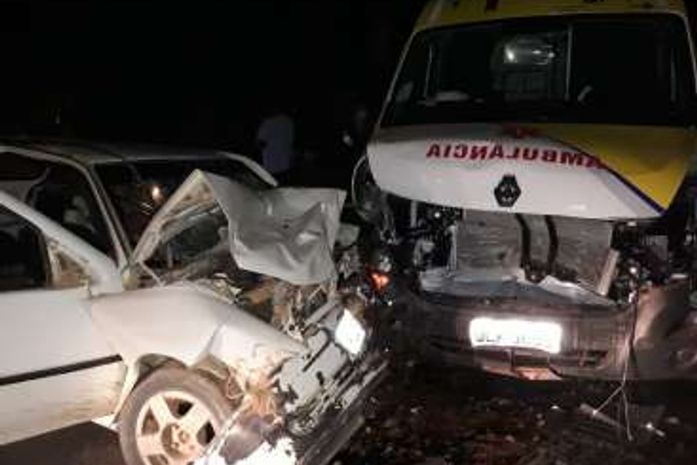 Acidente entre ambulância e carro de passeio deixa um morto e quatro feridos na AL-104