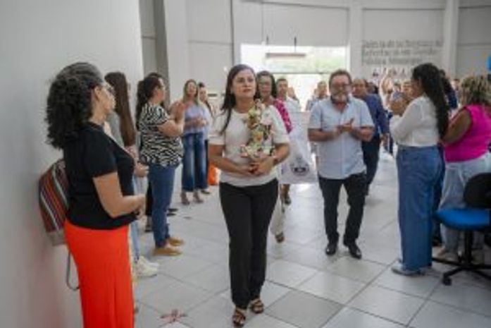 Centro Administrativo recebe imagem da padroeira de Arapiraca