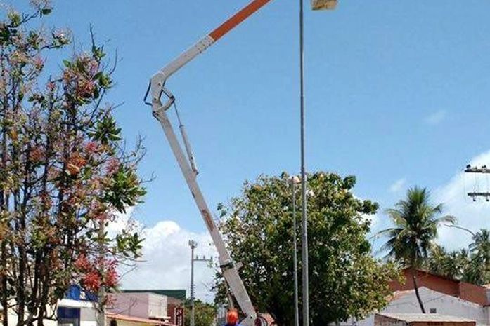 Secretaria realiza ações de manutenção da iluminação pública em Maragogi