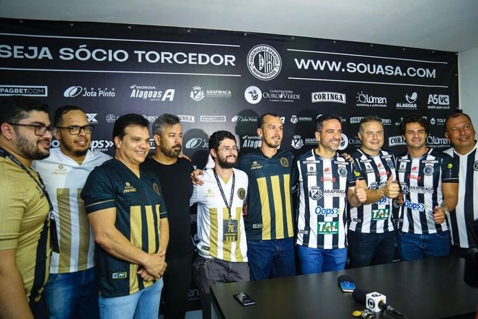 Governador Paulo Dantas, ao lado do deputado estadual Ricardo Nezinho, comemoraram as vitórias do ASA dentro e fora de campo