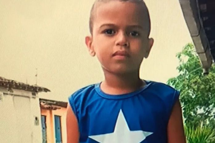 Família denuncia negligência após morte de menino de 5 anos em Cajueiro; polícia investiga