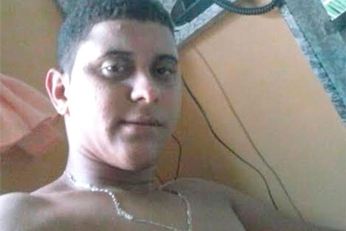 Fabiano de Oliveira Lima, de 29 anos, está foragido