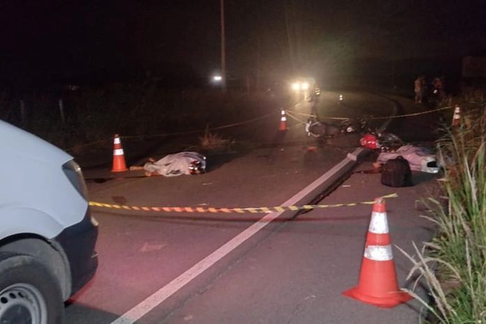 Colisão frontal deixa dois motociclistas mortos na AL-115