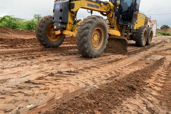Pavimentação das ruas de Lagoa da Canoa