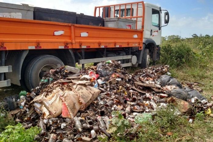 Descarte irregular de resíduos