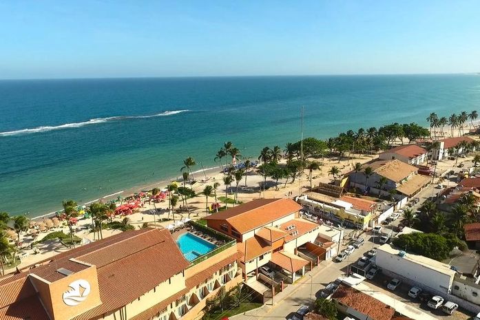 Criança de 10 e jovem de 13 anos se afogam na praia do Francês