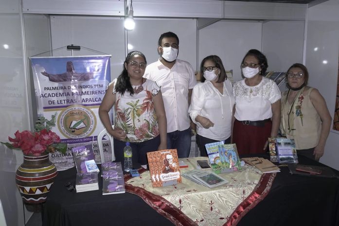 Abertura da Flipalmeira é marcada por apresentações culturais e educacionais