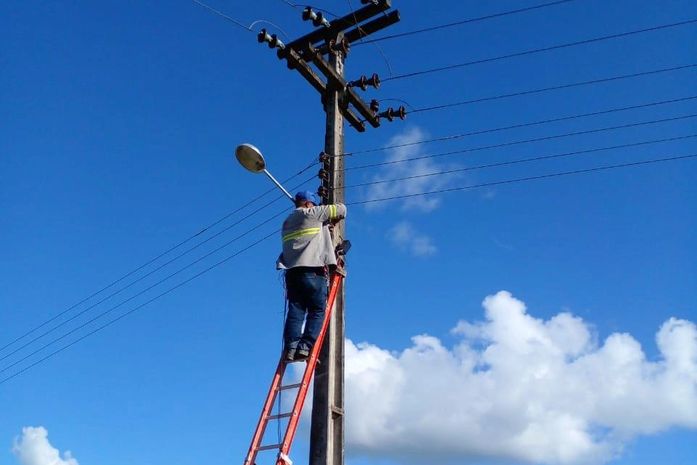 Prefeitura de Branquinha realiza manutenção da iluminação pública