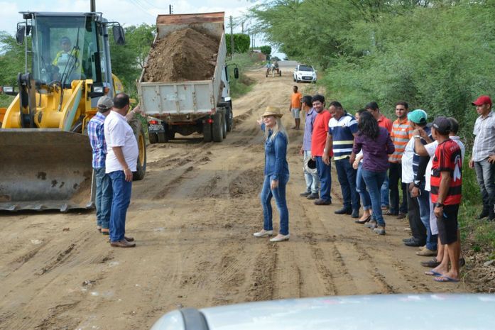 Santana Mariano realiza mais obras em comunidades rurais de Major