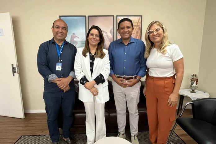 Prefeito e secretária de Estado discutem fortalecimento do setor produtivo em Palmeira dos Índios