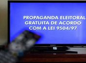Candidatos ao Senado deixam amizade do lado e partem para os chutes na "canela"