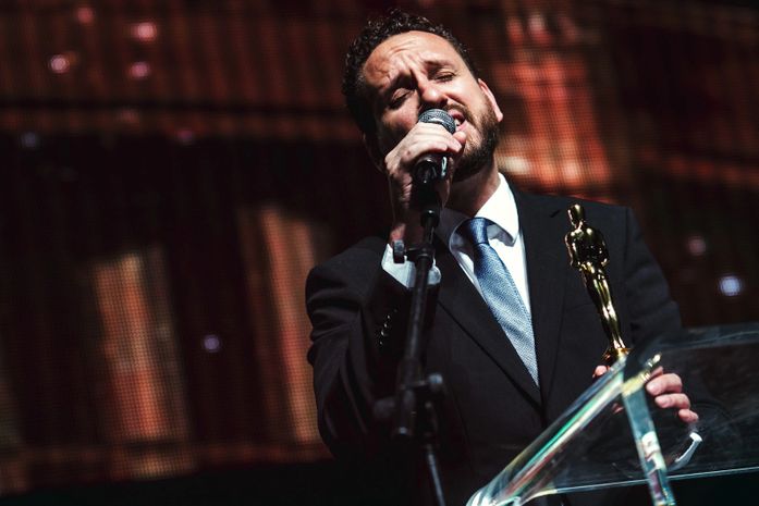 Igreja Batista do Pinheiro 53 anos: Cantor gospel Leonardo Gonçalves se apresenta em Maceió durante evento de comemoração