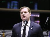 Marx Beltrão vota a favor de projeto que permite divulgar imagens de criminosos e proposta segue ao Senado