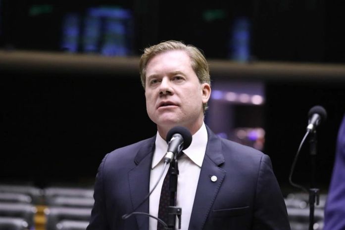 Marx Beltrão vota a favor de projeto que permite divulgar imagens de criminosos e proposta segue ao Senado