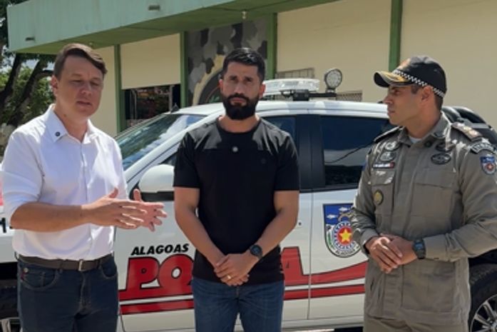 Deputado Federal Delegado Fabio Costa entrega viatura blindada à PM e amplia investimentos em segurança no interior de Alagoas