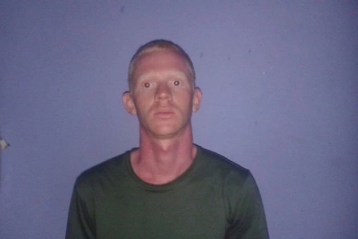 Polícia prende homem com maconha prensada e triturador de medicamentos em Arapiraca