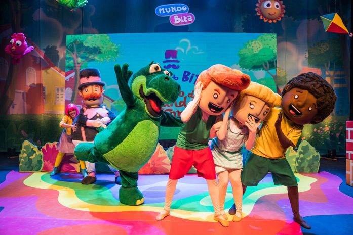 Mundo Bita apresenta, pela 1ª vez em Maceió, especial de Natal do show “Dentro do Mundo Lá Fora”