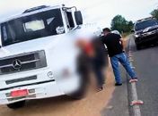 Preso com caminhão roubado, suspeito diz que receberia R$ 1 mil para entregá-lo no interior de AL