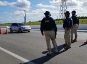 PRF prende homem por receptação de veículo durante abordagem na BR-101