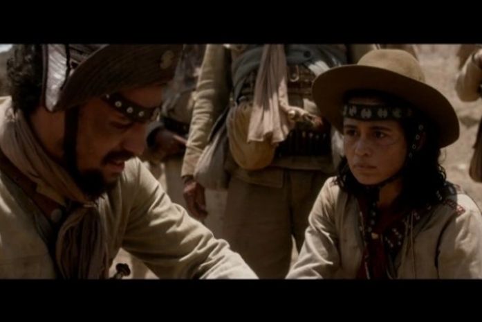 Em cena com a atriz Nanda Costa, ator alagoano dá vida ao cangaceiro Falamansa na produção global