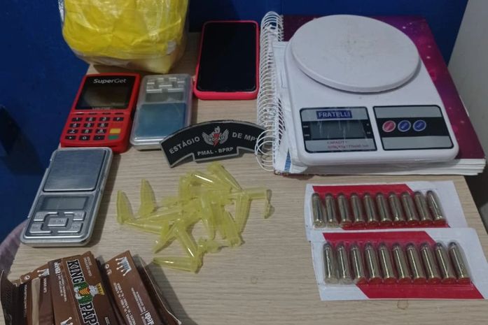 Com denúncia, policiais militares prendem "Tiririca" comercializando cocaína em Maceió