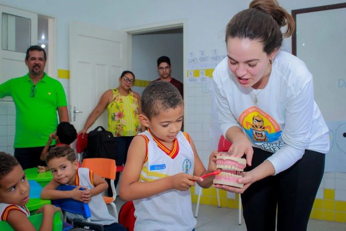 Prefeitura de Penedo e Expedição Científica promovem ações de saúde e educação