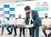 Prefeito JHC destacou o compromisso da gestão em elevar os índices de desenvolvimento da educação ao autorizar o início do Alfabetiza Maceió.